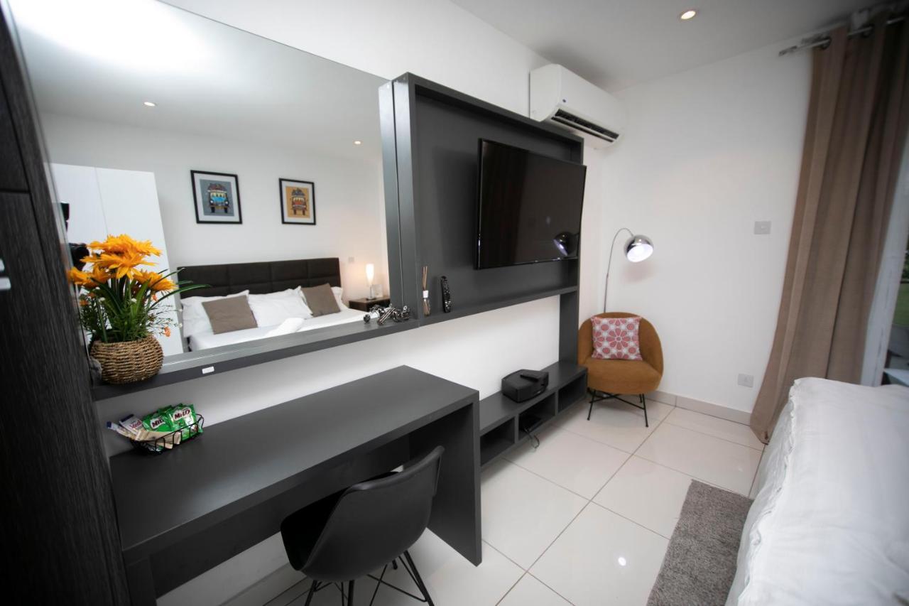 Accra Comfy Studio At Embassy Gardens Cantonments Bagian luar foto