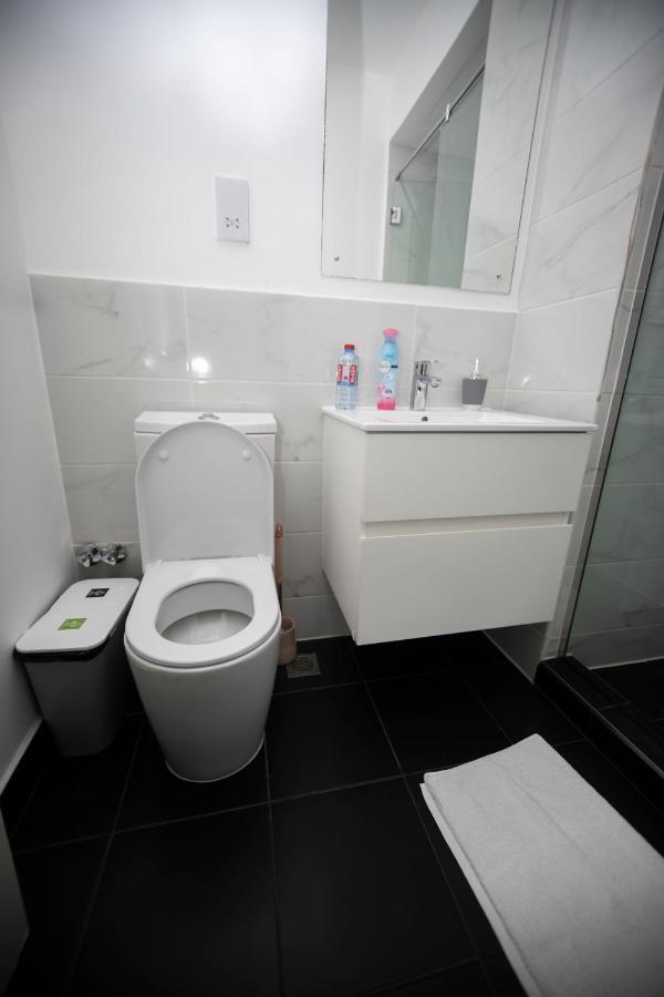 Accra Comfy Studio At Embassy Gardens Cantonments Bagian luar foto